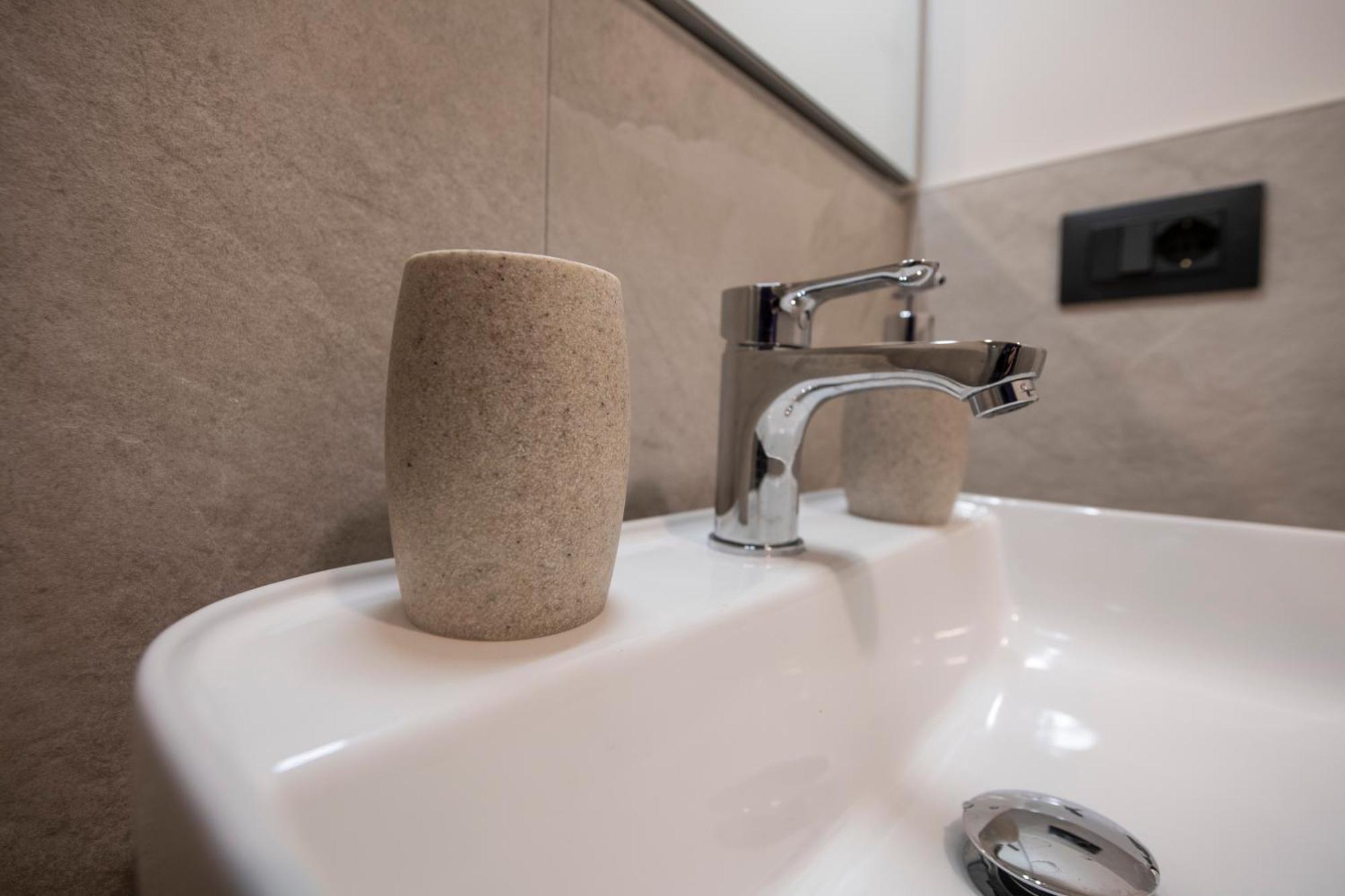 258 - The Loft In Largo Zecca - Luxury Nel Cuore Di Genova Zewnętrze zdjęcie